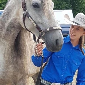 Meet your Posher, Élizabeth